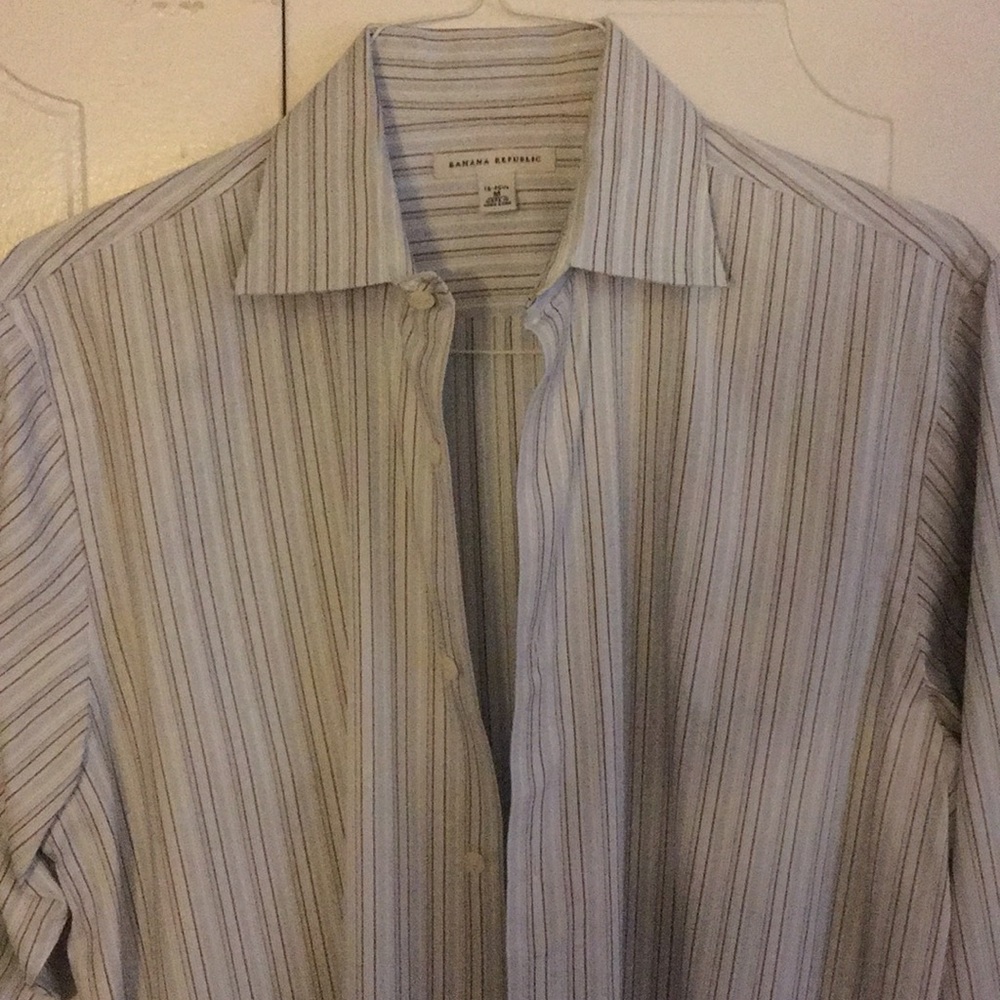 Banana Republic Button Down Shirt Medium